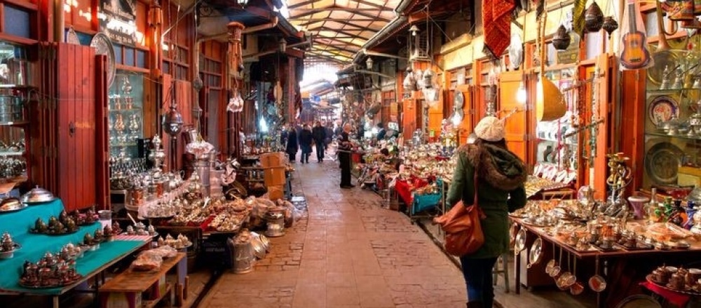 Gaziantep'te Alışveriş Rehberi: Bakırcılar Çarşısı