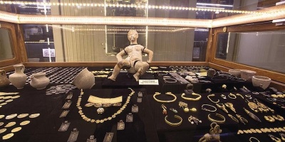 GORGO MEDUSA CAM ESERLERİ MÜZESİ