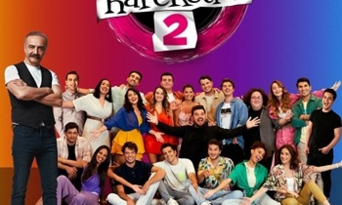 Çok Güzel Hareketler 2 sahneleri