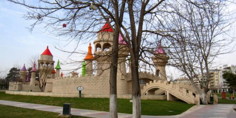 Bir Nevi Eğlence Merkezi ‘Masal Park’